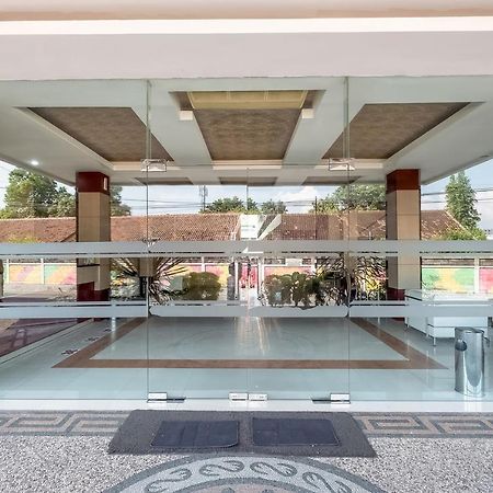 Tugu Oyo Flagship 3726 Tembok Batu Residence מראה חיצוני תמונה