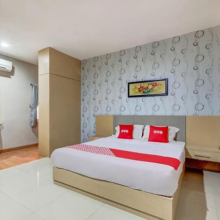 Tugu Oyo Flagship 3726 Tembok Batu Residence מראה חיצוני תמונה