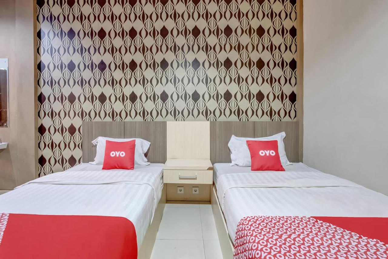 Tugu Oyo Flagship 3726 Tembok Batu Residence מראה חיצוני תמונה