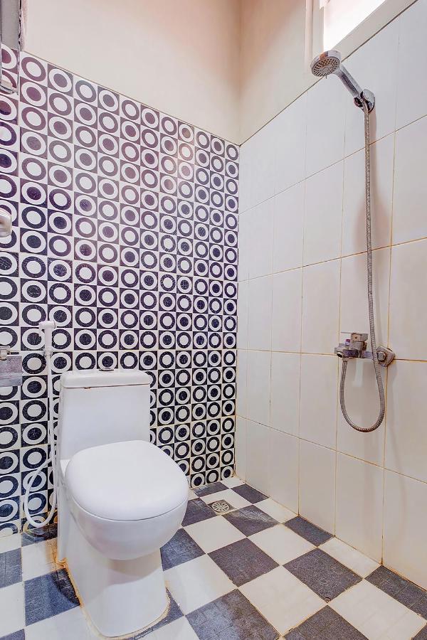 Tugu Oyo Flagship 3726 Tembok Batu Residence מראה חיצוני תמונה
