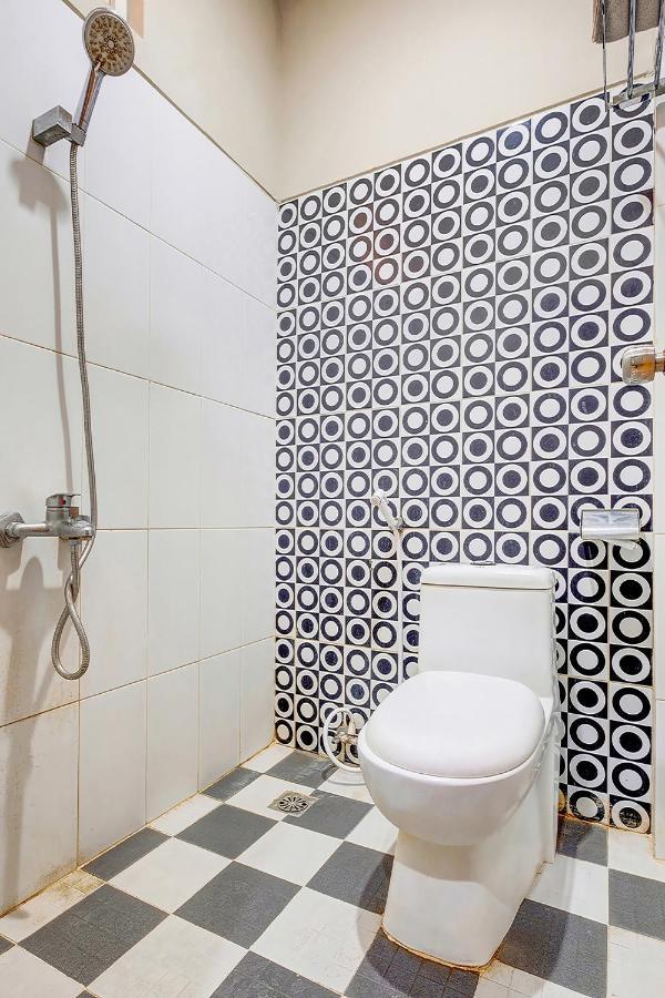 Tugu Oyo Flagship 3726 Tembok Batu Residence מראה חיצוני תמונה