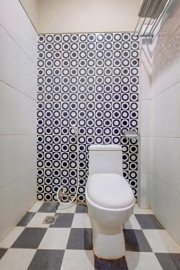 Tugu Oyo Flagship 3726 Tembok Batu Residence מראה חיצוני תמונה
