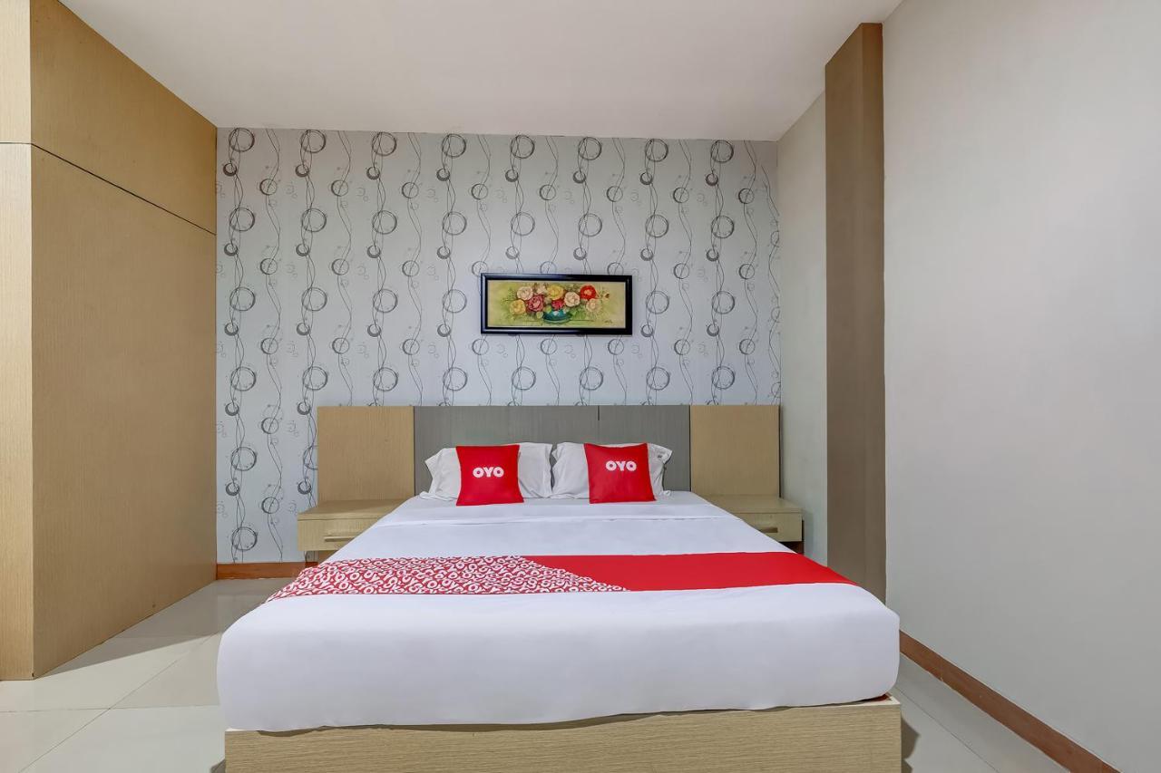 Tugu Oyo Flagship 3726 Tembok Batu Residence מראה חיצוני תמונה