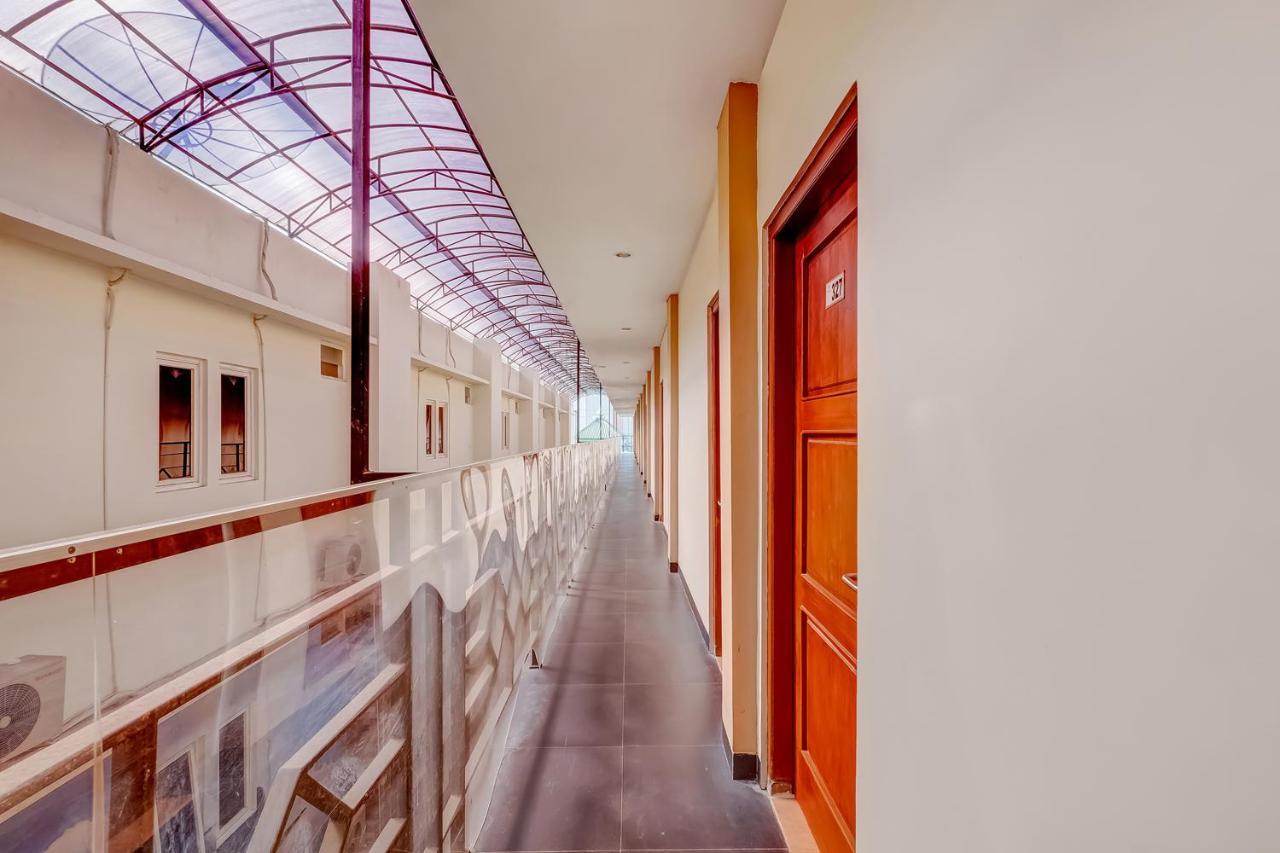 Tugu Oyo Flagship 3726 Tembok Batu Residence מראה חיצוני תמונה