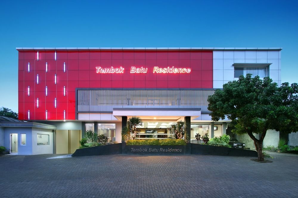 Tugu Oyo Flagship 3726 Tembok Batu Residence מראה חיצוני תמונה